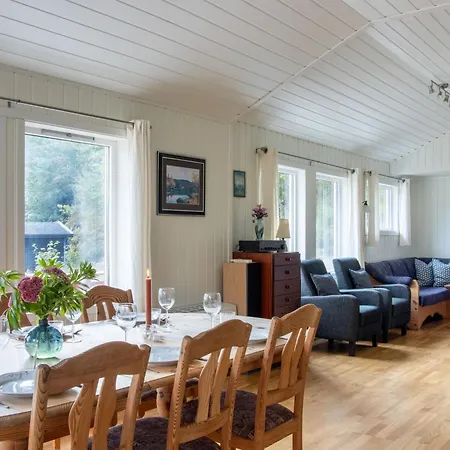 Fjordglytt By Interhome